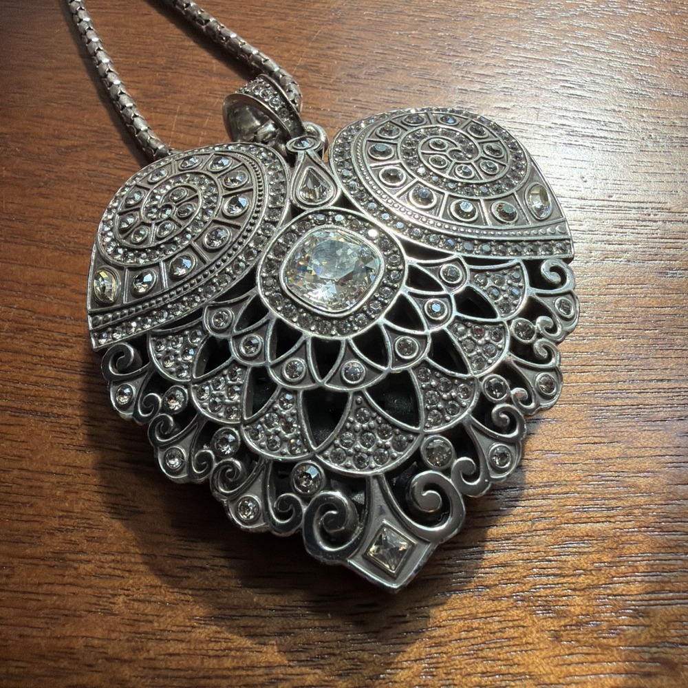 Brighton Silver Filigree Mumtaz Heart Pendant Convertible Necklace w/ Pouch - Picture 12 of 12